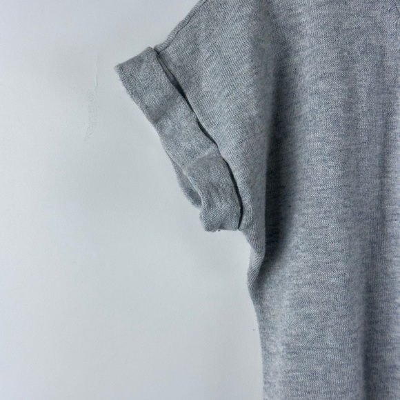 Women's Crew Neck Short Sleeve Knit Sweater Top - Picture 2 of 6